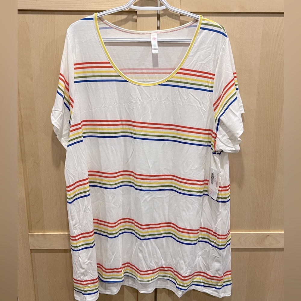 Scoop Neck Tee